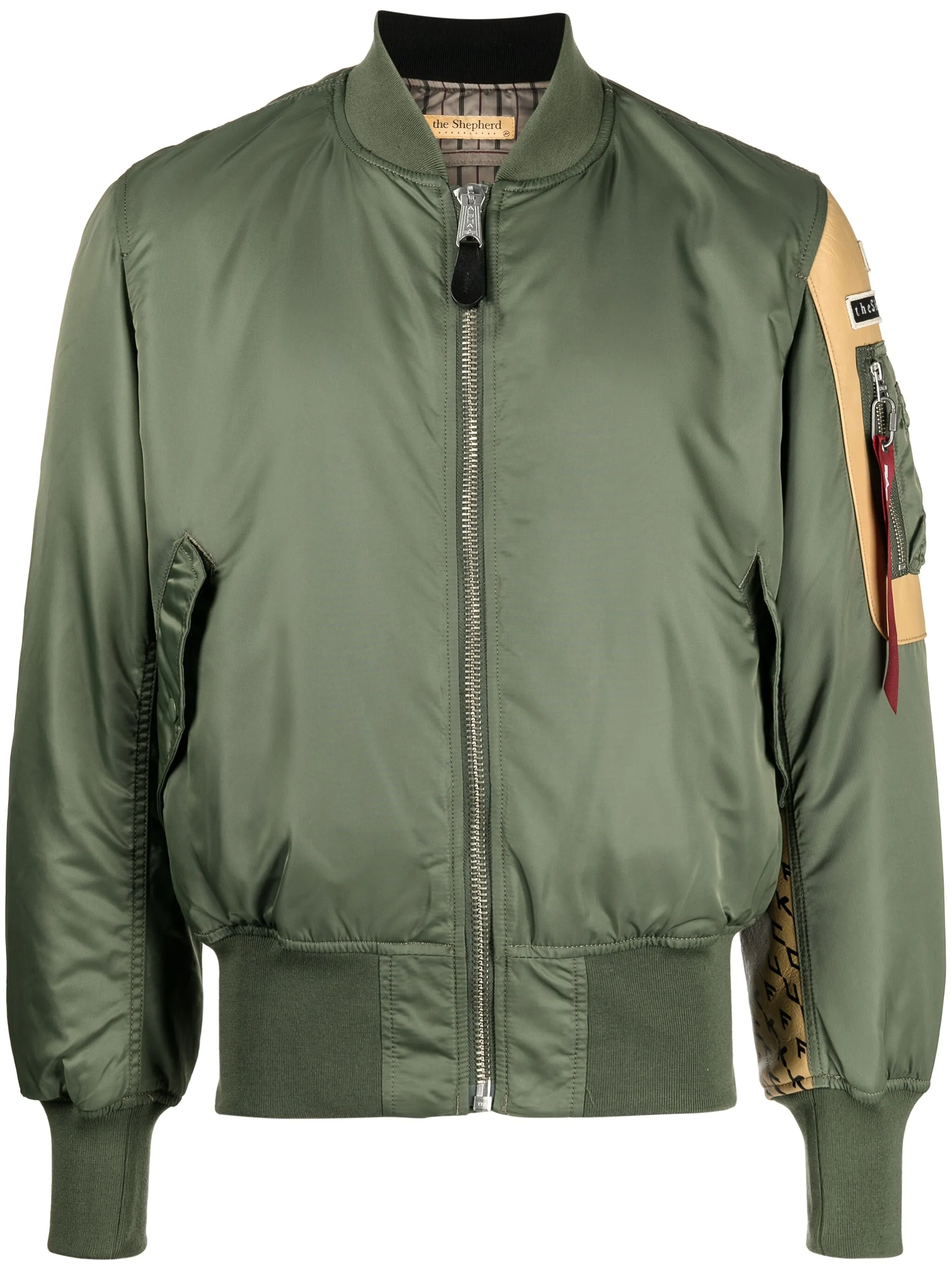 

Двусторонний бомбер MA-1 из коллаборации с Alpha Industries Undercover, зеленый
