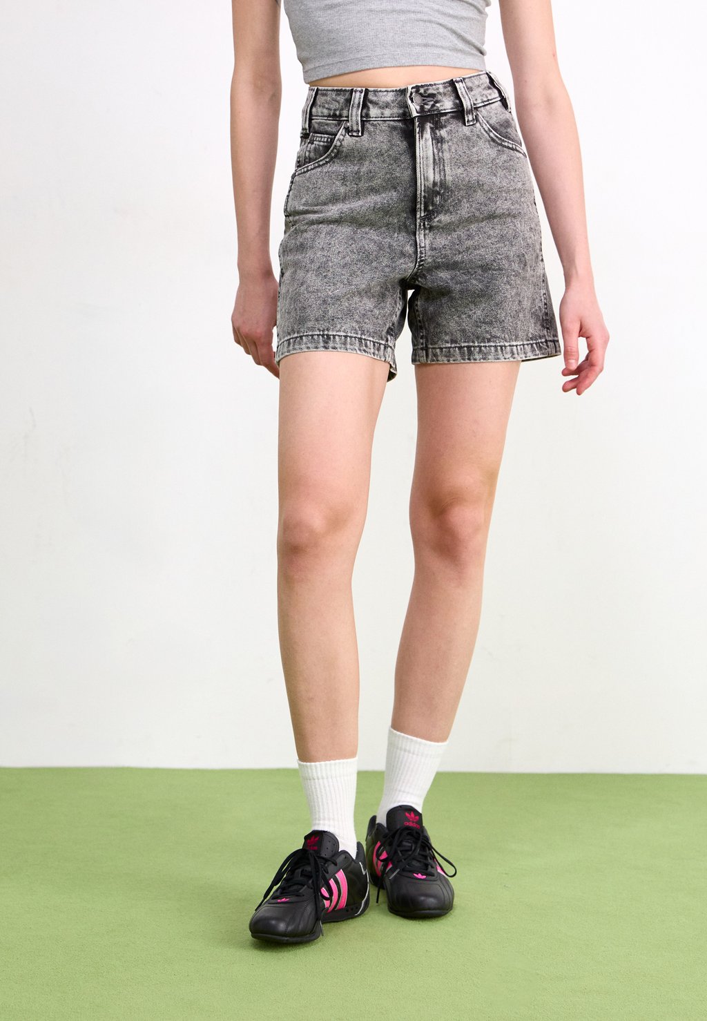 

Джинсовые шорты Dickies, светло-серый