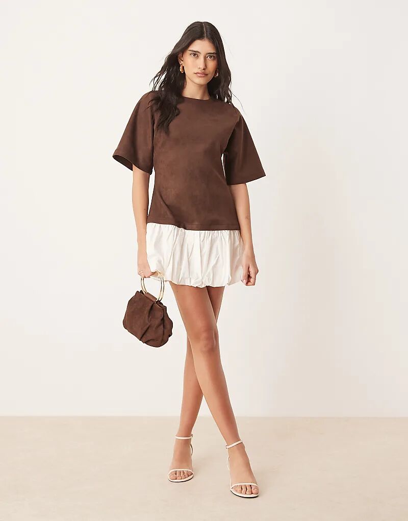 

Коричневое мини-платье-футболка из замши ASOS DESIGN с подолом-пузырьком