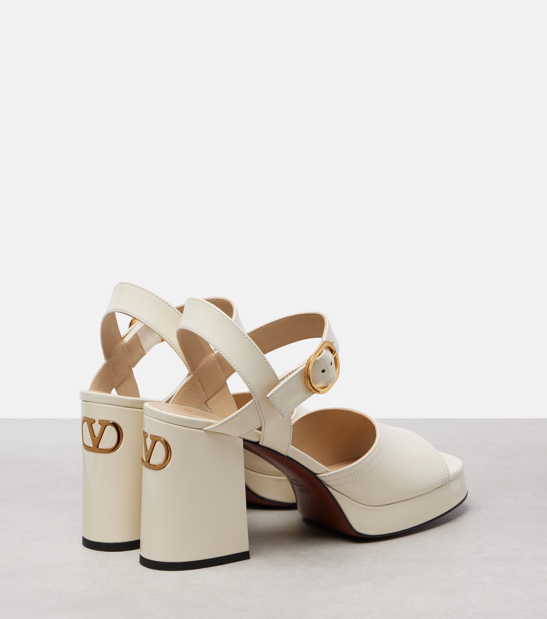 Fawcette 100 кожаные сандалии на платформе Valentino Garavani, слоновая кость — фото 2