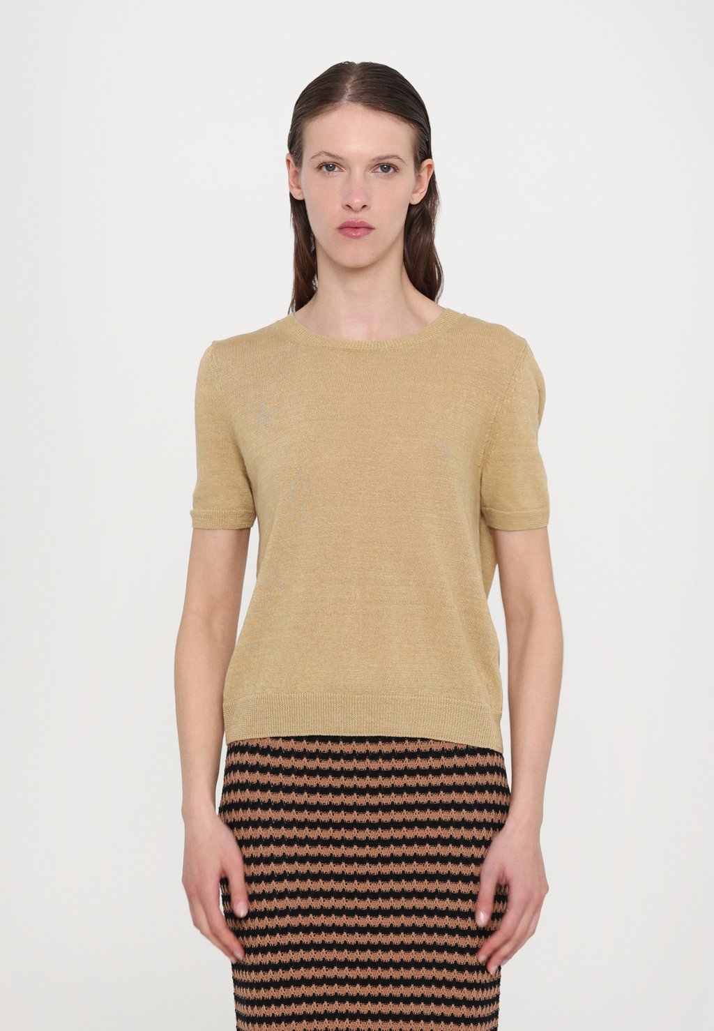

Базовая футболка PANCONE WEEKEND MaxMara, песочный