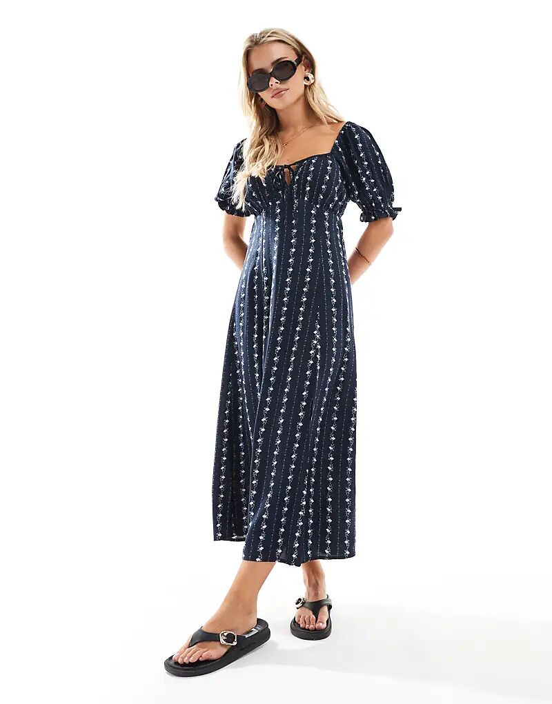 

Платье Miss Selfridge Petite из пряжи для чая в полоску синего цвета с обоями