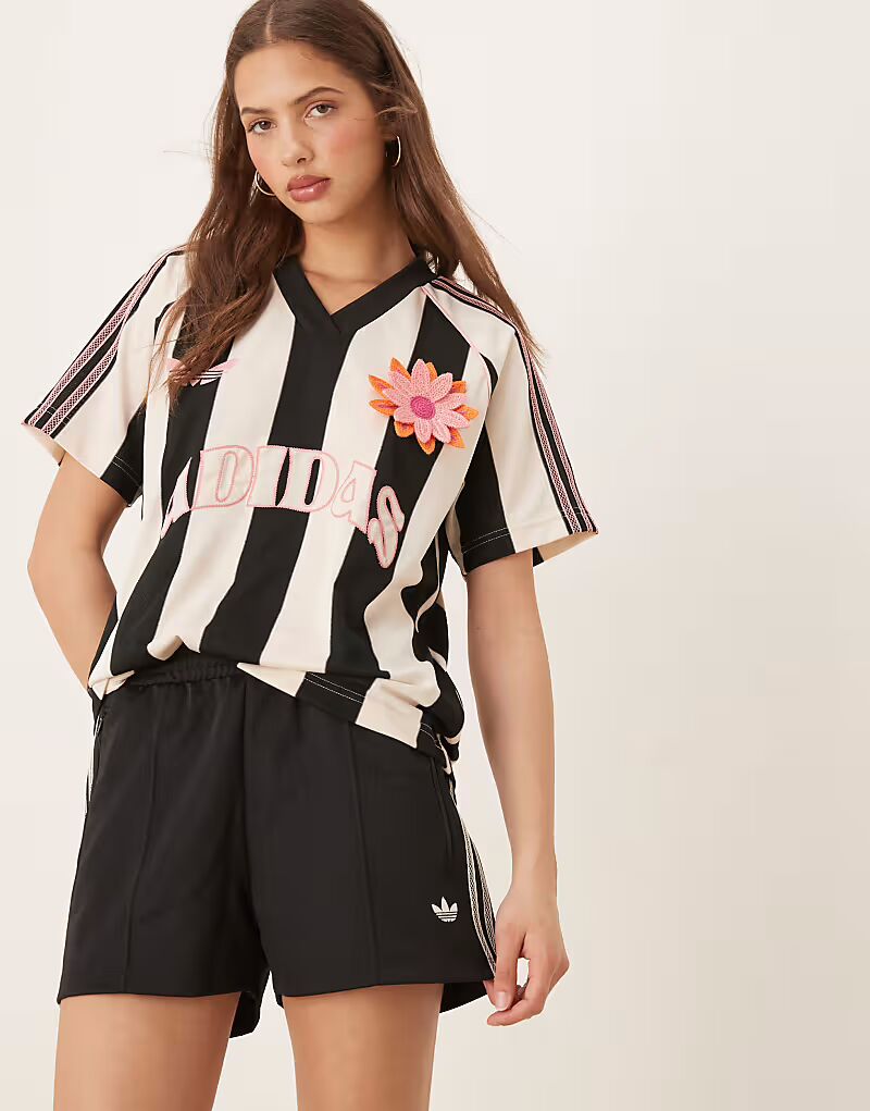 

Шорты Adidas Originals с тремя полосками, вязанные крючком, черного цвета