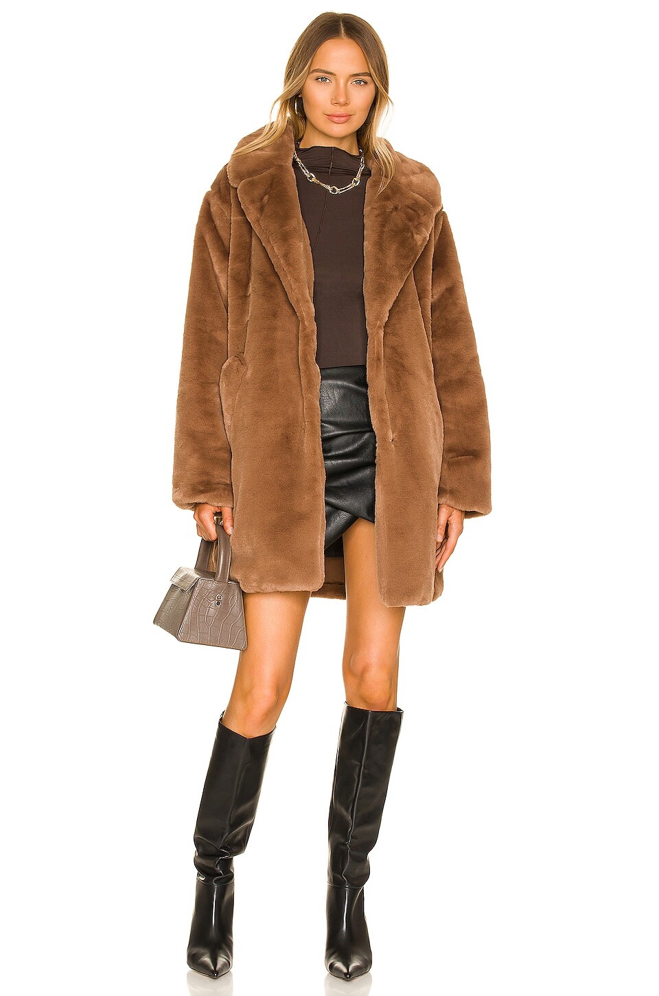 

Куртка LAMARQUE Linnea Faux Fur, цвет Mink Brown