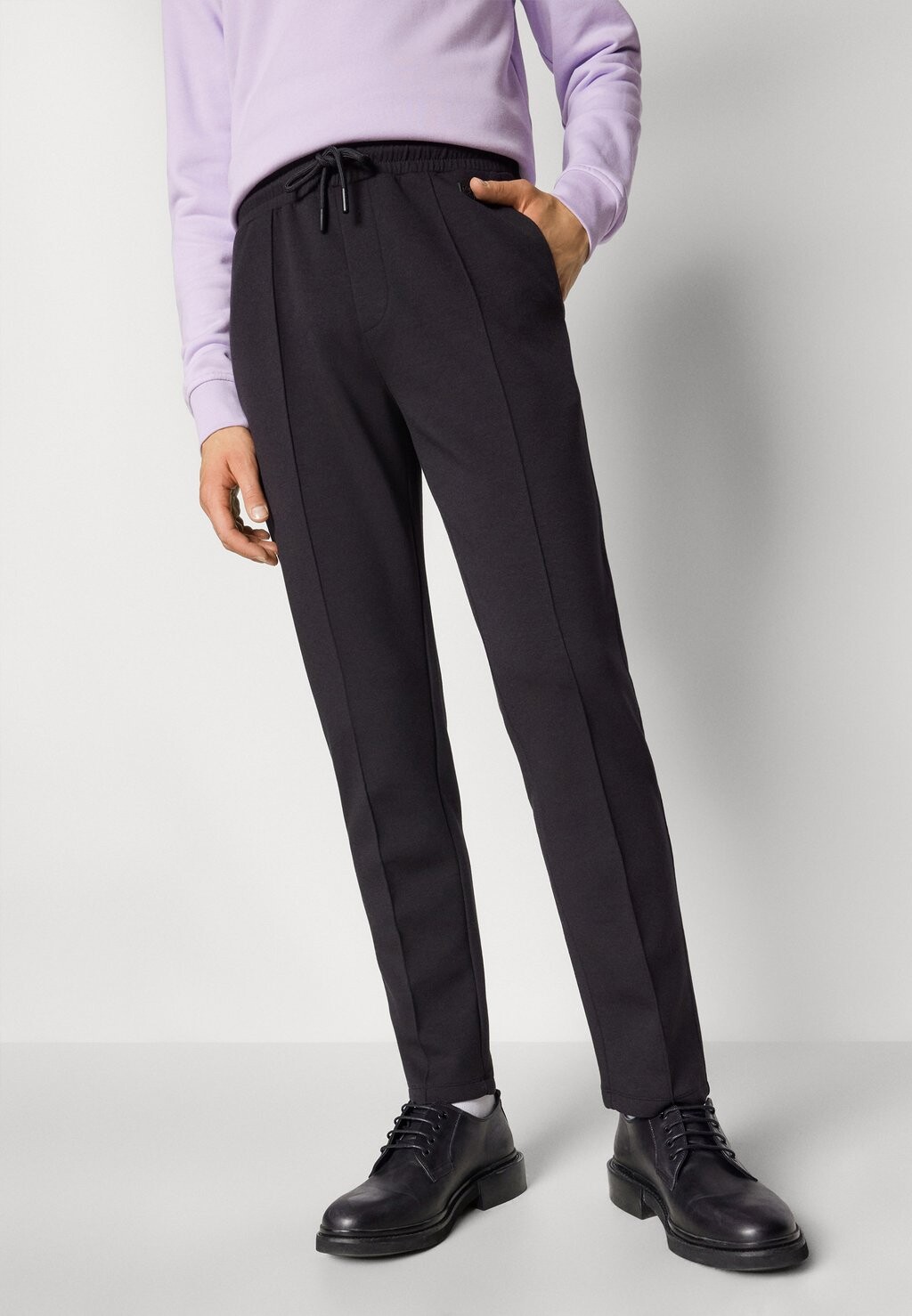 

Спортивные брюки PANTS KARL LAGERFELD, черный