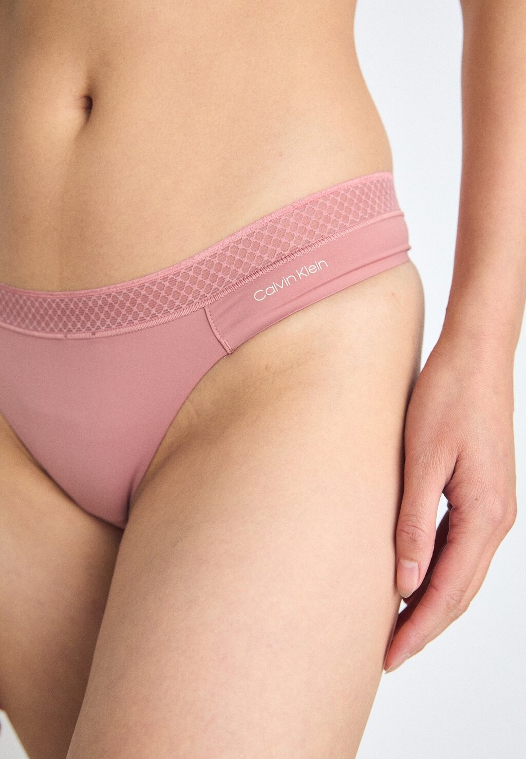 

Стринги SED COMFORT LIGHTCOORDINATE THONG Calvin Klein Underwear, красный