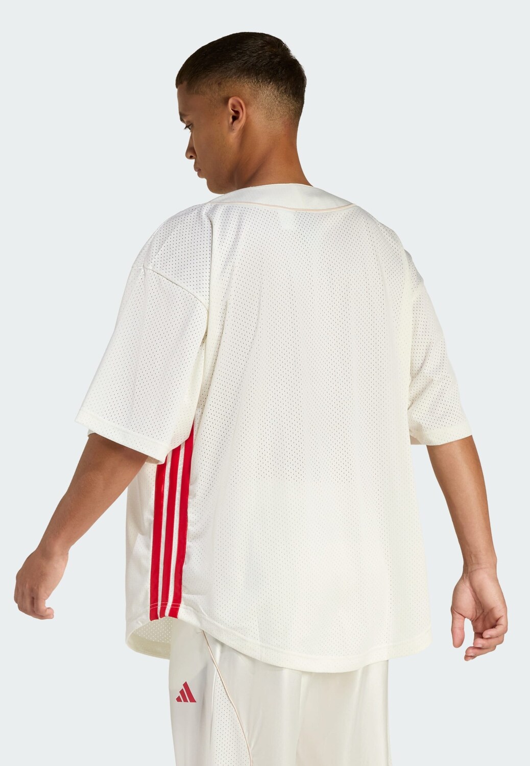 Adidas Sportswear Белая спортивная рубашка на пуговицах 'Stadium' с комфортной посадкой — фото 3