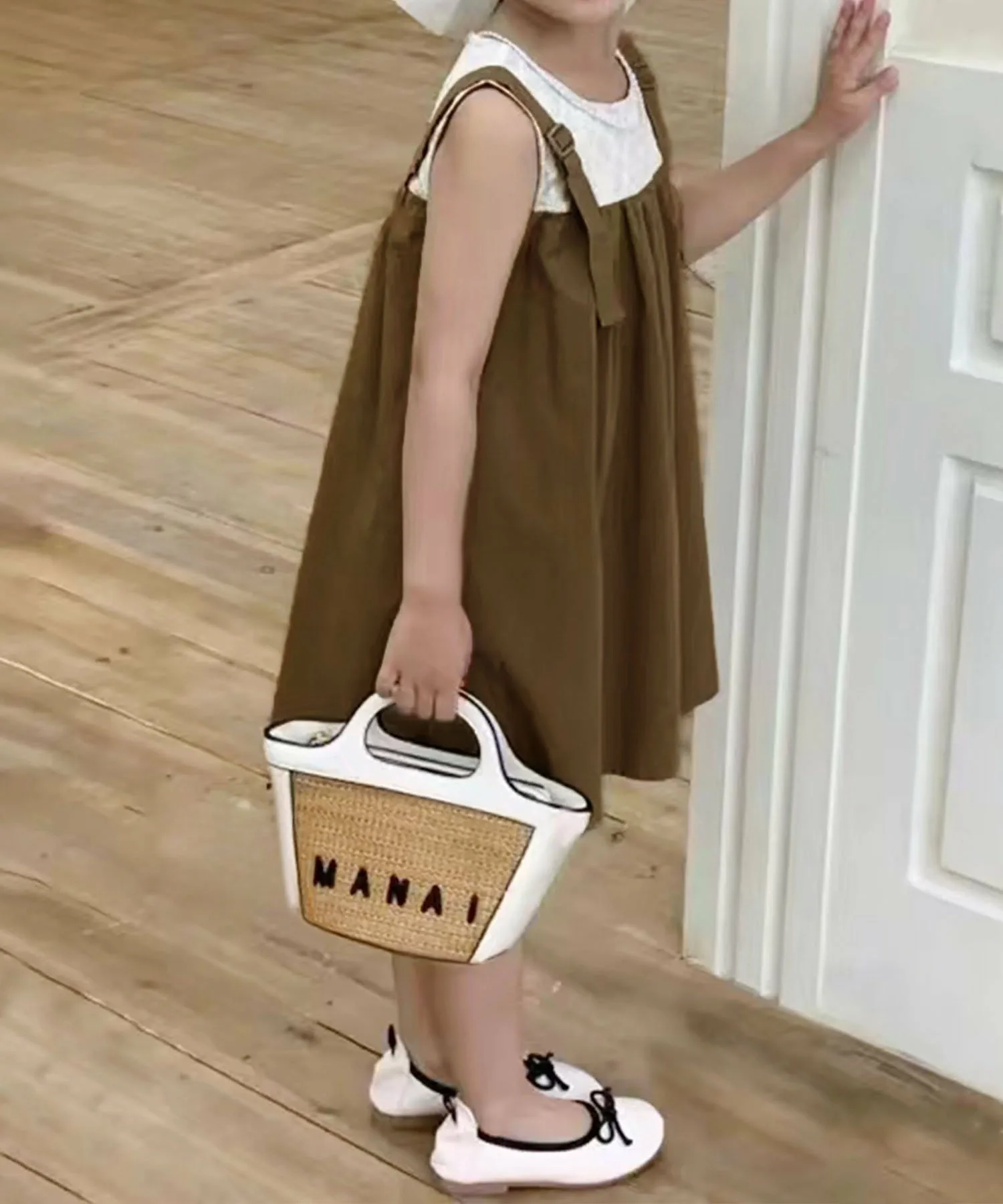 Детское платье-комбинезон без рукавов Aimoha Kids, beige — фото 2
