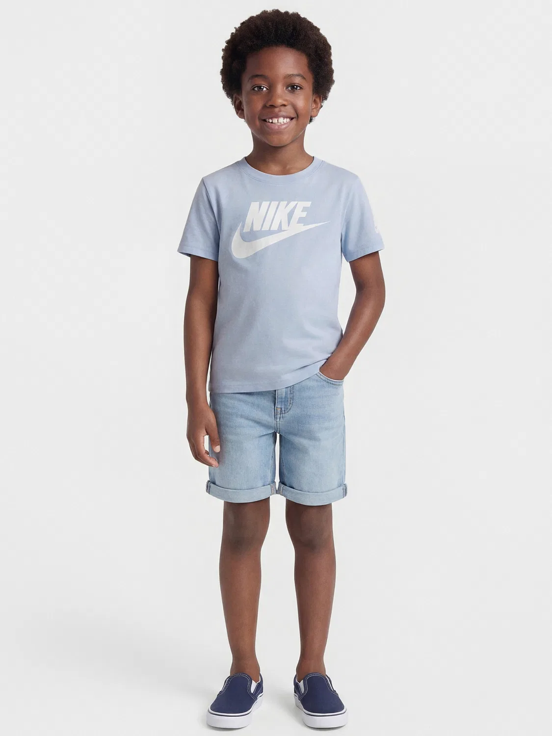 Футболка Nike Sportswear FUTURA EVERGREEN светло-голубого цвета — фото 4