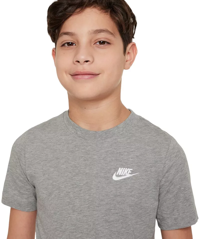 Детская футболка Nike Sportswear с вышивкой Futura, цвет Dk Grey Heather — фото 3