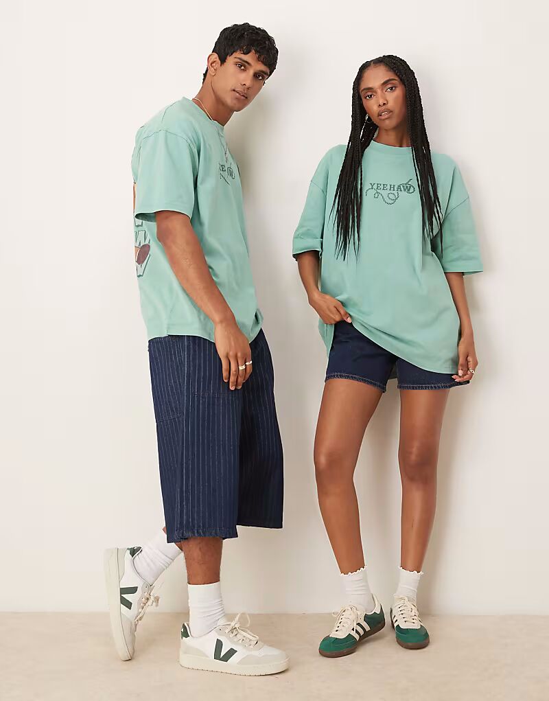 

Футболка унисекс оверсайз ASOS DESIGN Disney Pixar с принтом «История игрушек» в выцветшем зеленом цвете