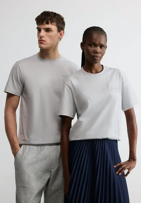 Базовая футболка унисекс Lacoste, Calluna