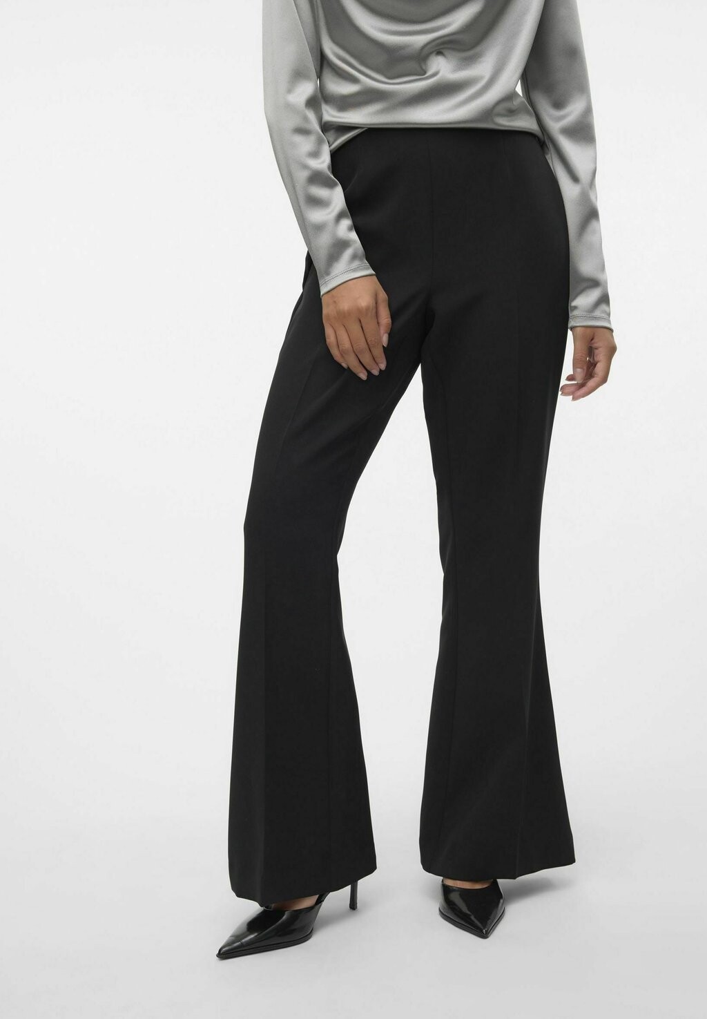 

Брюки VMTAHINA HOHE TAILLE Vero Moda, черный