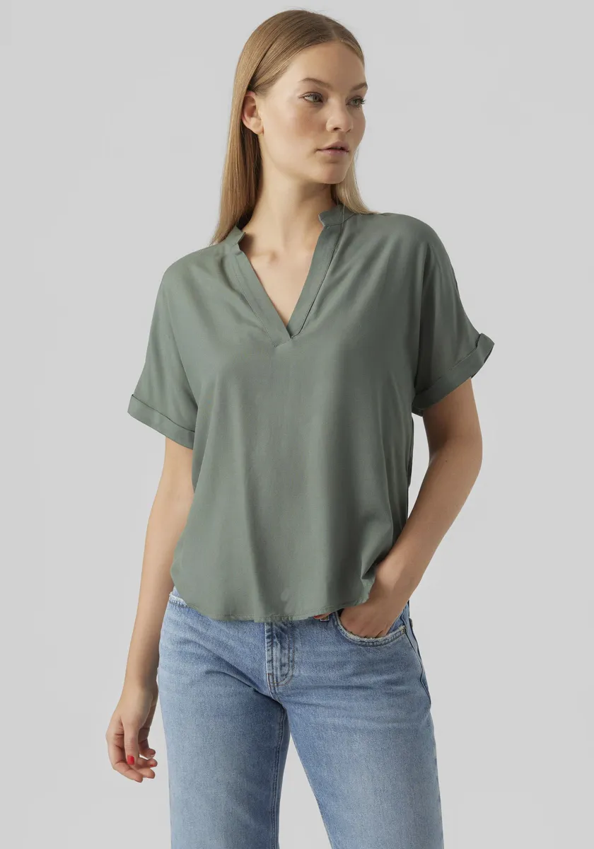 

Блузка-рубашка Vero Moda "VMBEAUTY SS TOP GA NOOS", цвет Laurel Wreath