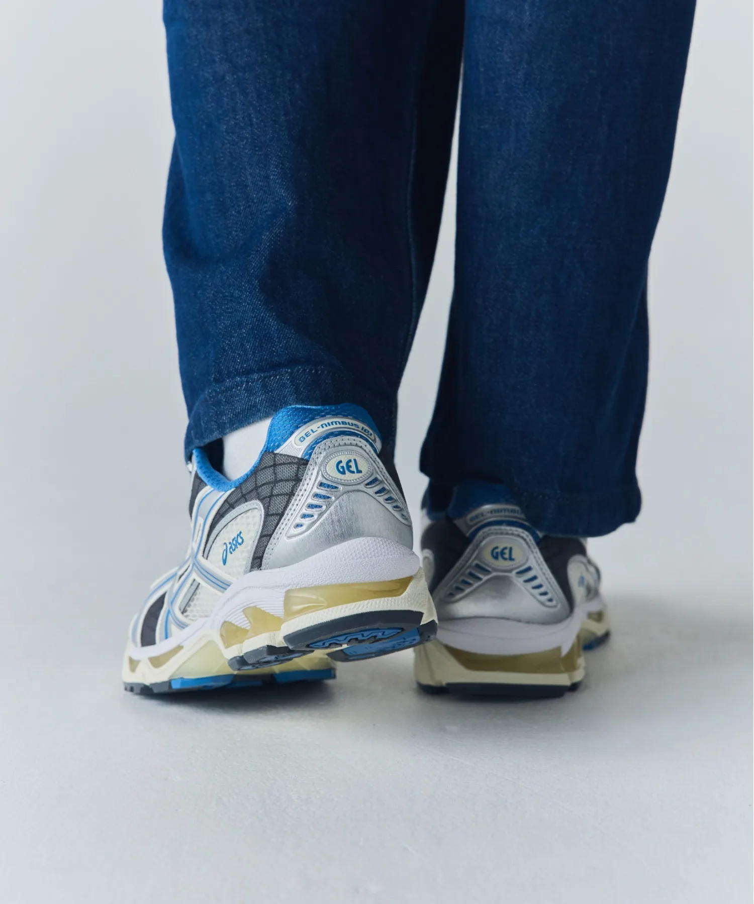 Кроссовки для бега GEL-NIMBUS 10.1 ASICS белые — фото 4