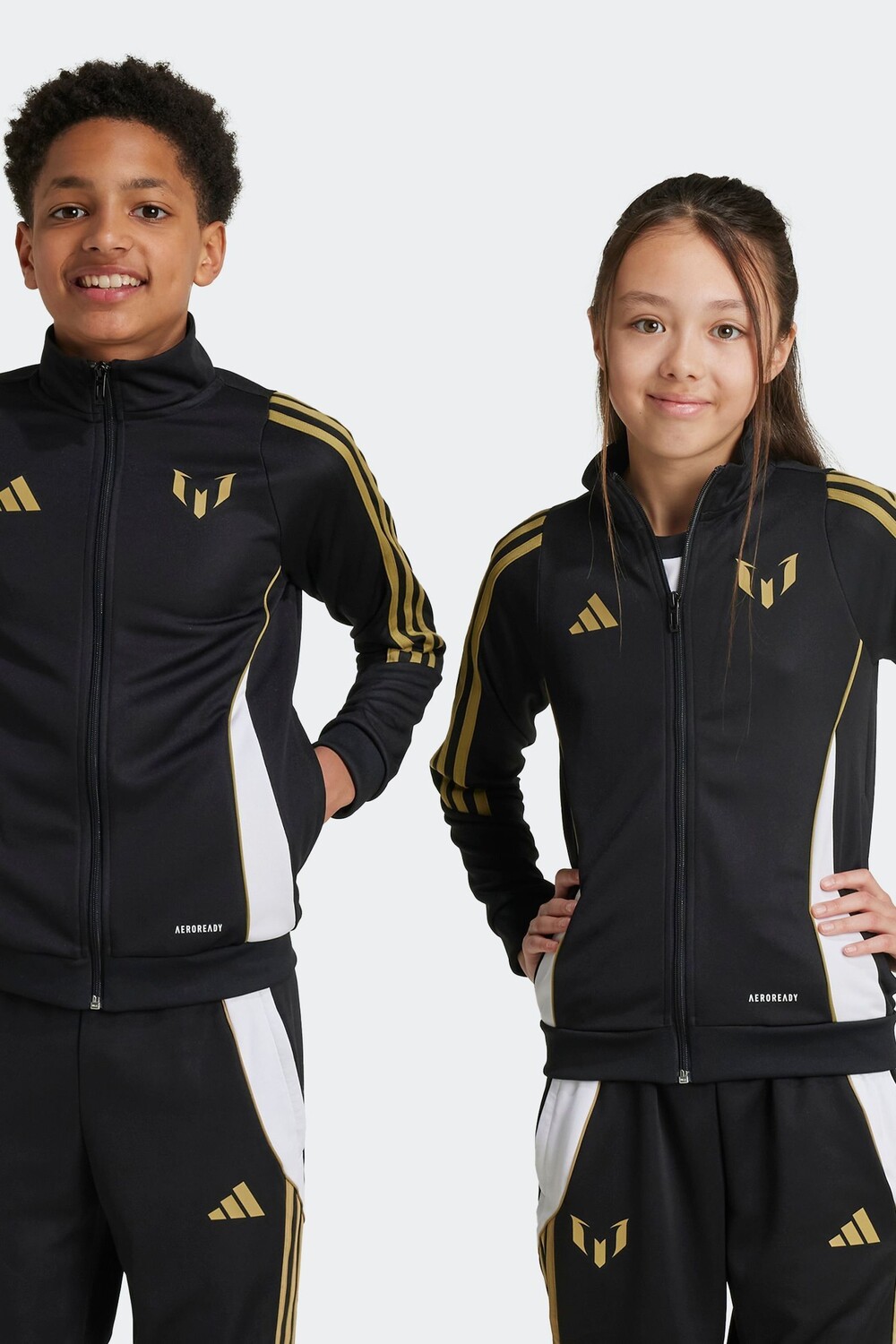 

Куртка Adidas, черный