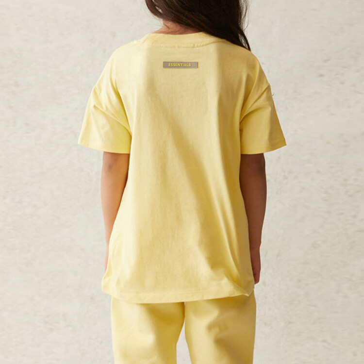 Детская футболка Fear Of God Essentials, цвет Lemon — фото 4