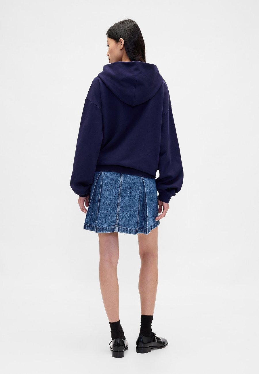 Толстовка GAP GAP SANDY LIANG ADULT HEAVYWEIGHT BOW OVERSIZED HOODIE, Navy Uniform/Dark Blue — фото 3