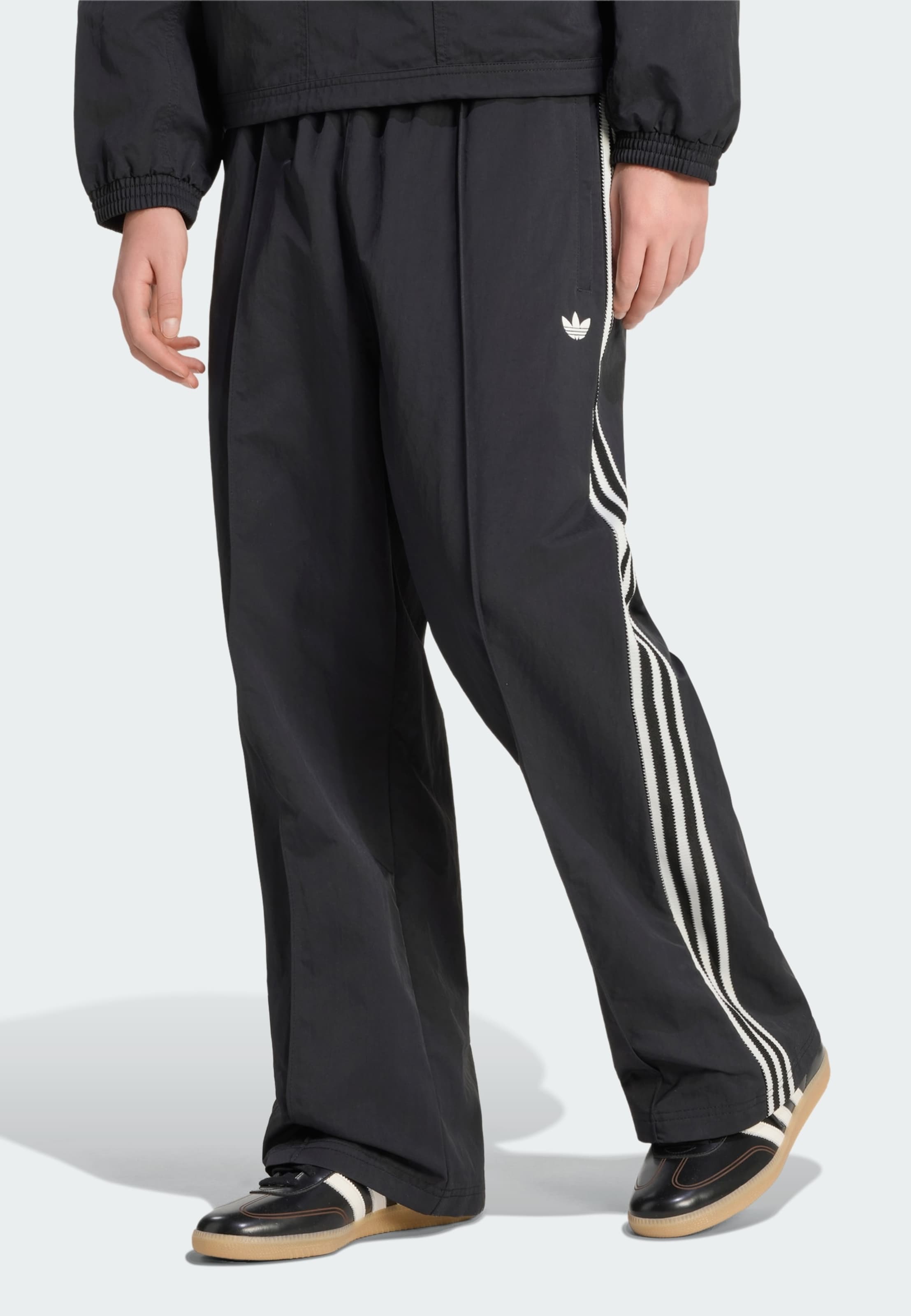 Adidas Originals Широкие брюки 'Britcore' в черном цвете — фото 3