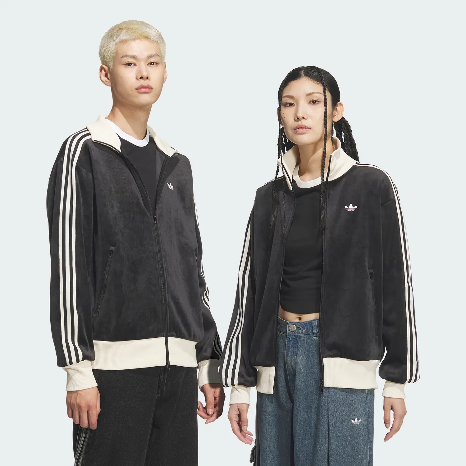 Мужская вельветовая классическая спортивная куртка чёрная от Adidas