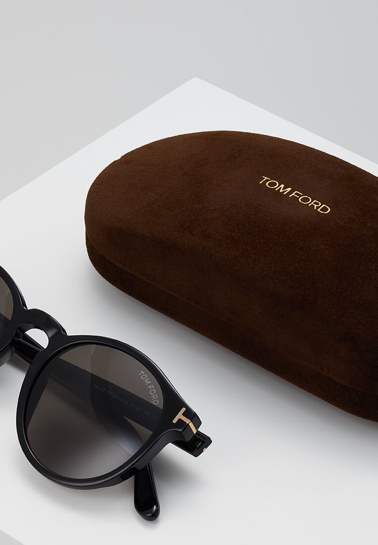 Солнцезащитные очки Tom Ford, черный — фото 4