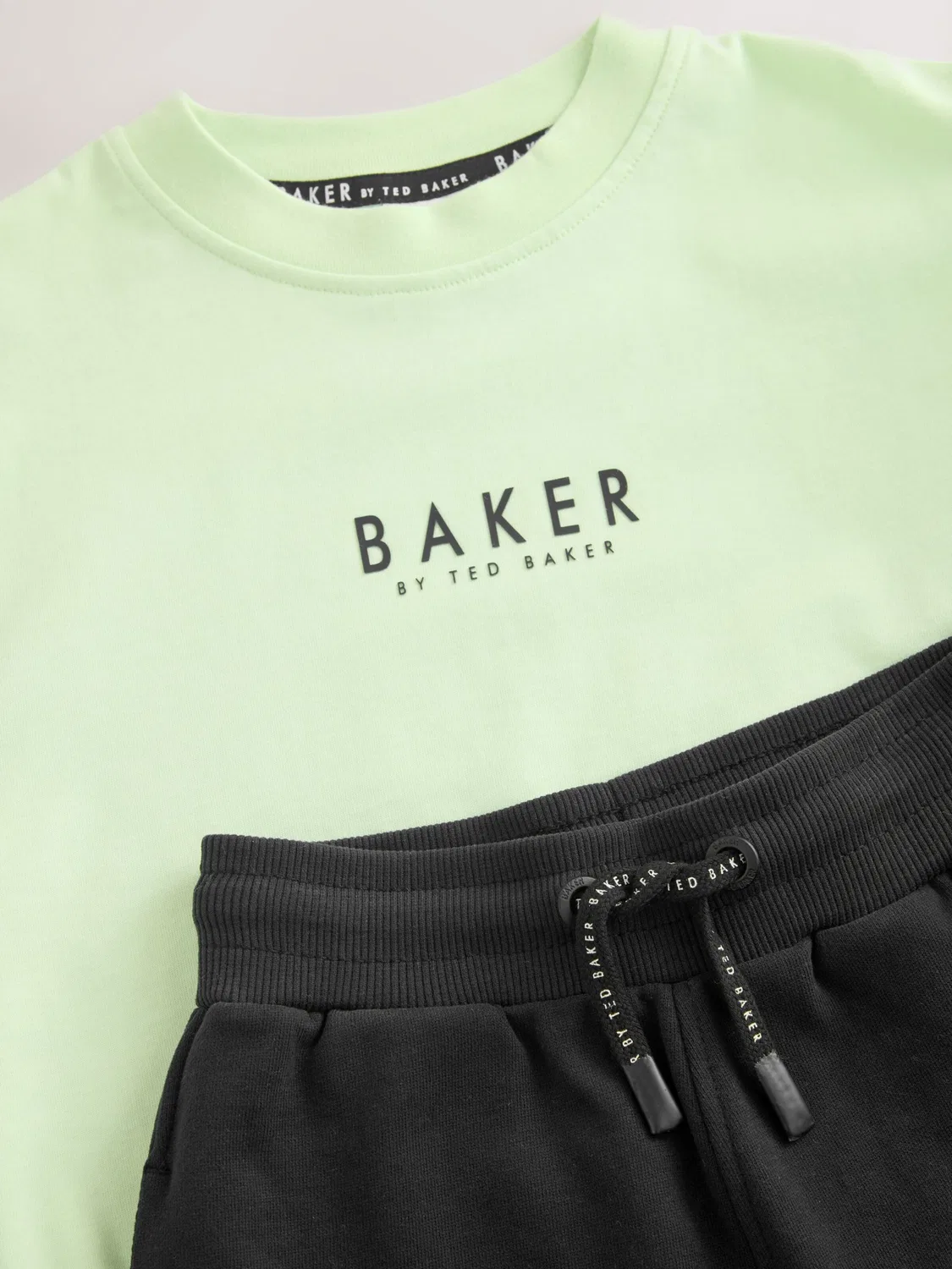 Комплект одежды Baker by Ted Baker в светло-зеленом и черном цветах — фото 3