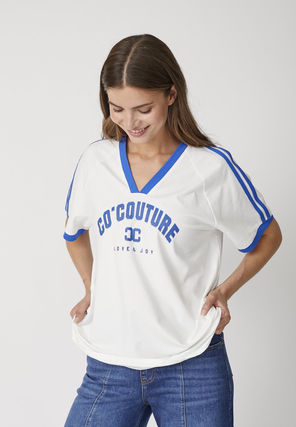 

Футболка с принтом SIARACC OVERSIZE SPORTY V-TEE Co'couture, синий