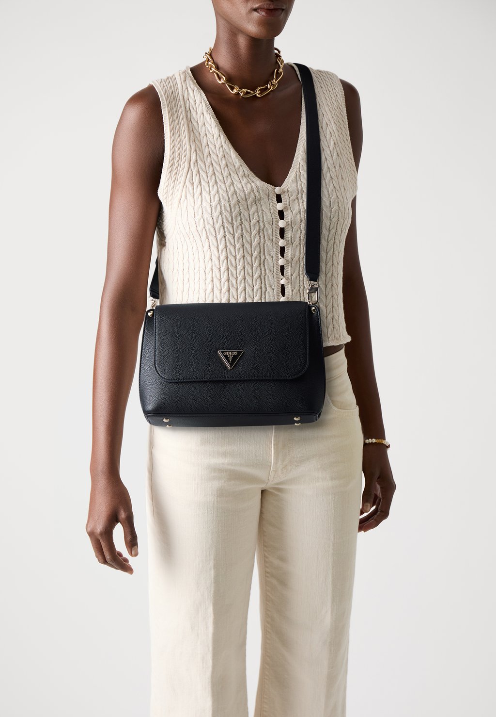 

Сумка через плечо MERIDIAN II FLAP CROSSBODY - Across body bag Guess, черный