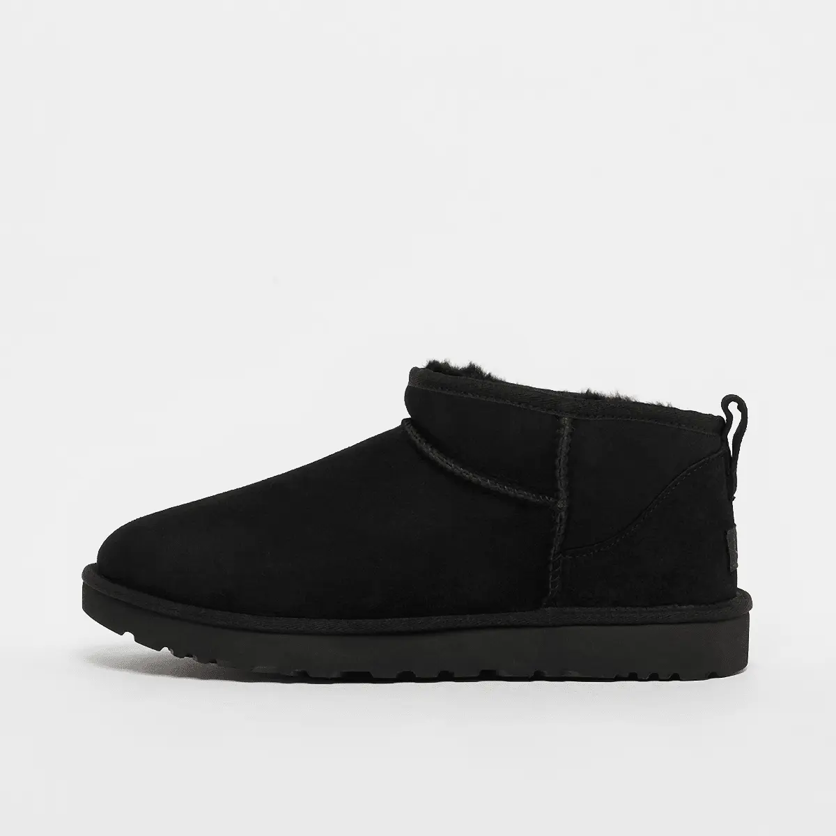 Ботинки UGG W Classic Ultra Mini, черный