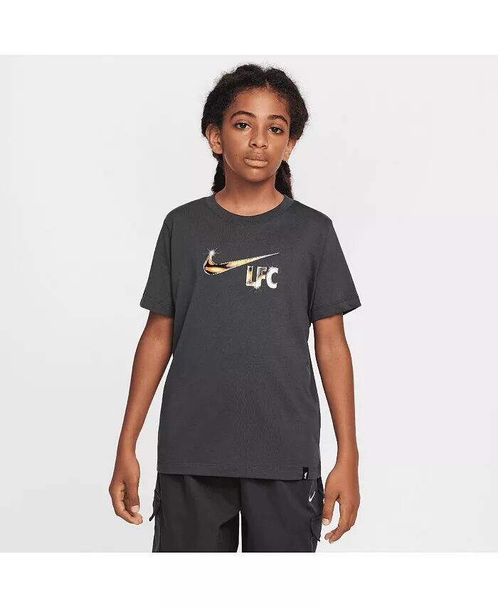 

Футболка черная Liverpool Swoosh для больших мальчиков и девочек Nike