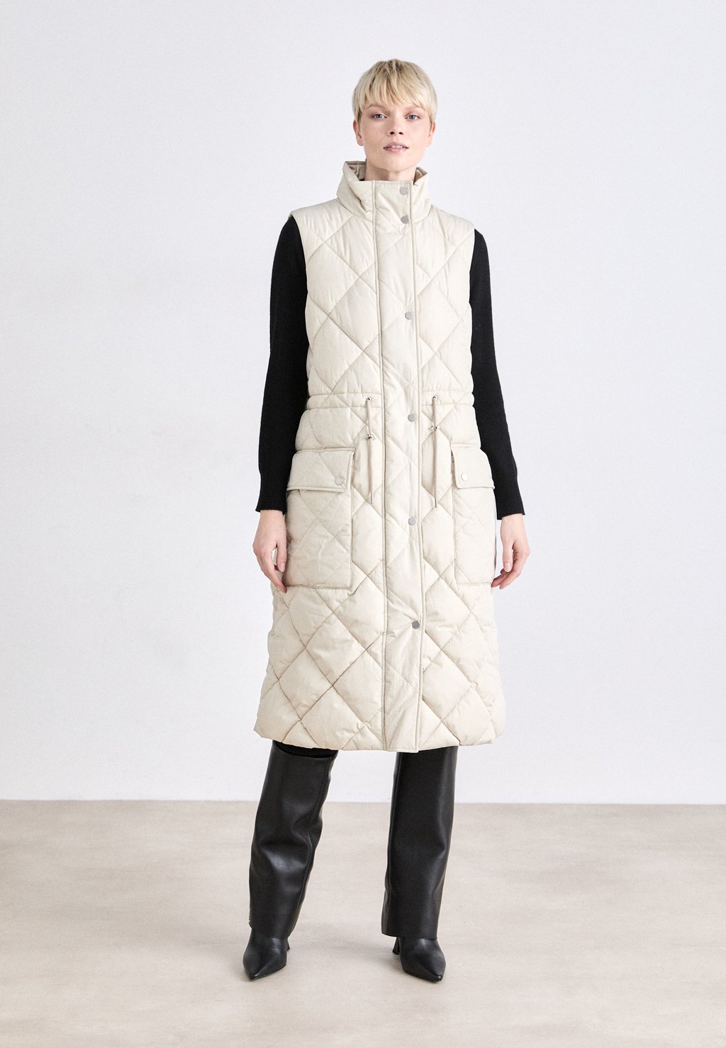 

Жилет RITA PUFFER GILET Barbour, молочный