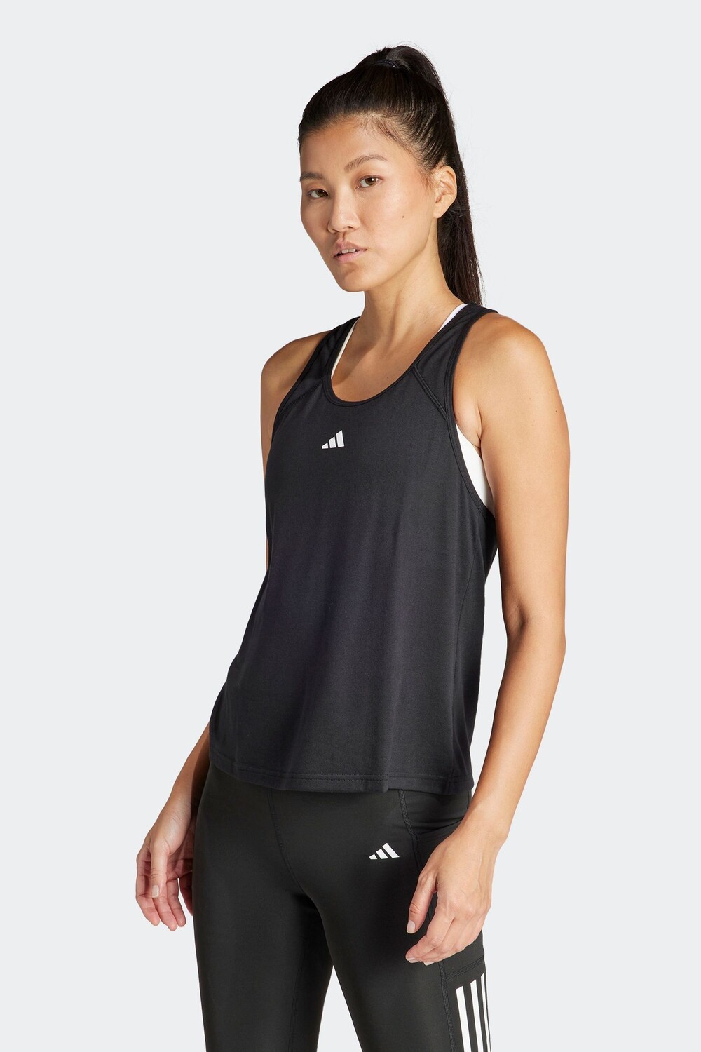

Майка-Борцовка Train Essentials с минимальным брендингом Adidas, черный