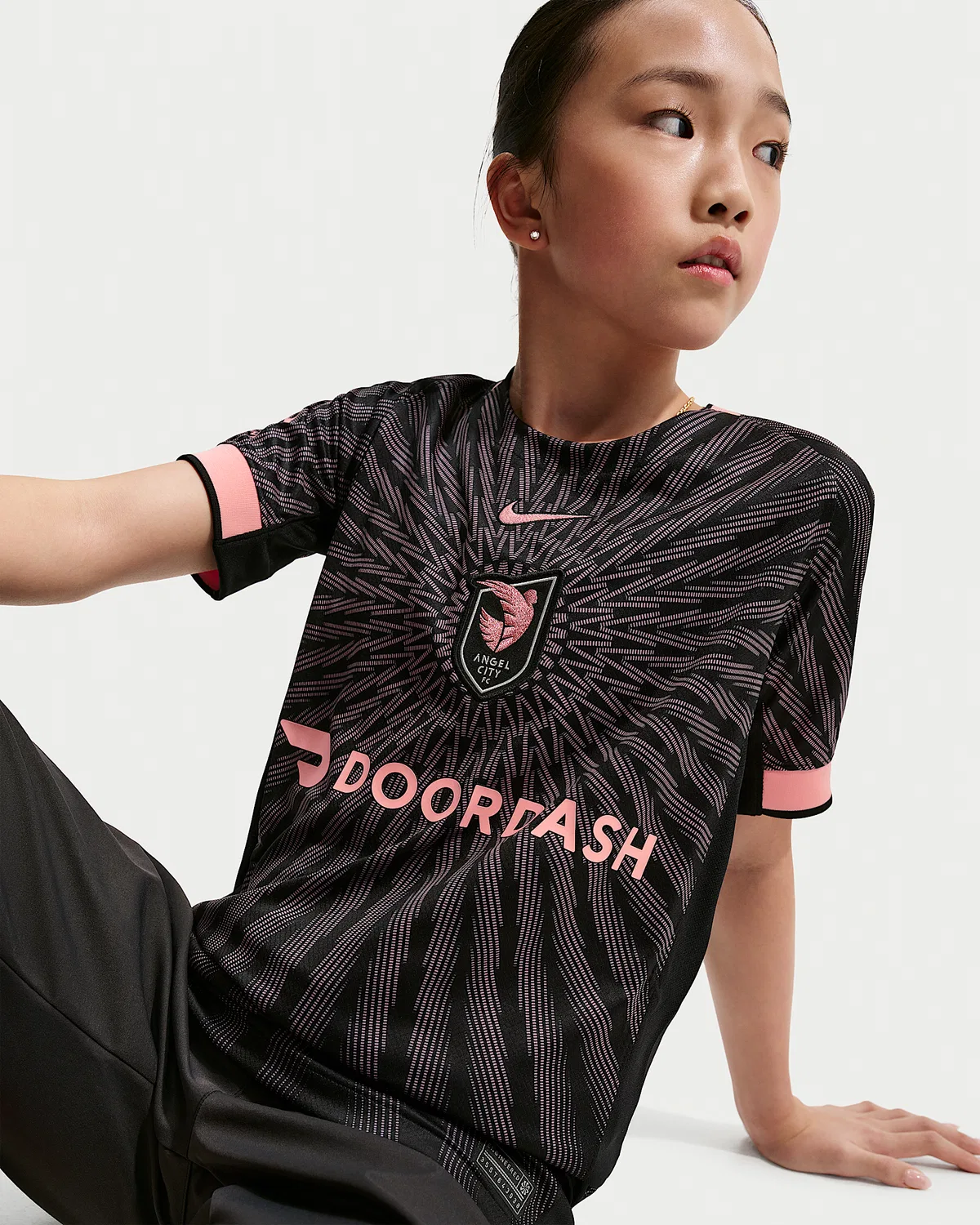 Детская футболка Nike Dri-FIT Replica Jersey Angel City FC Stadium Edition, Black — фото 3