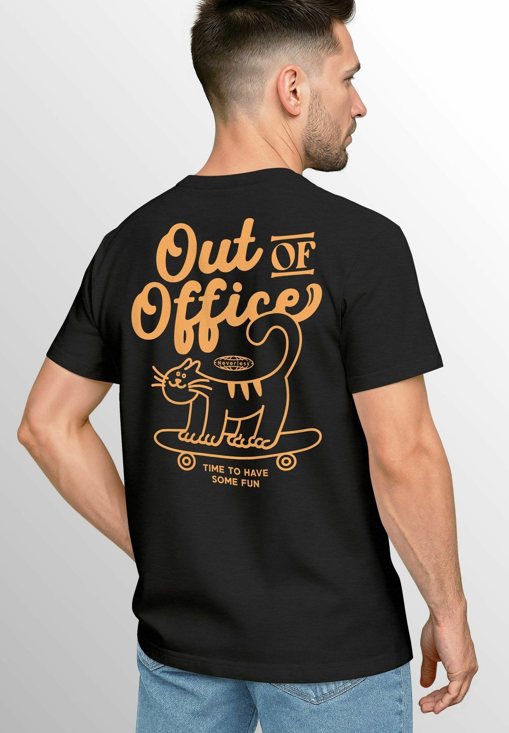

Футболка с принтом BACK OUT OF OFFICE GRAFIK Neverless, черный