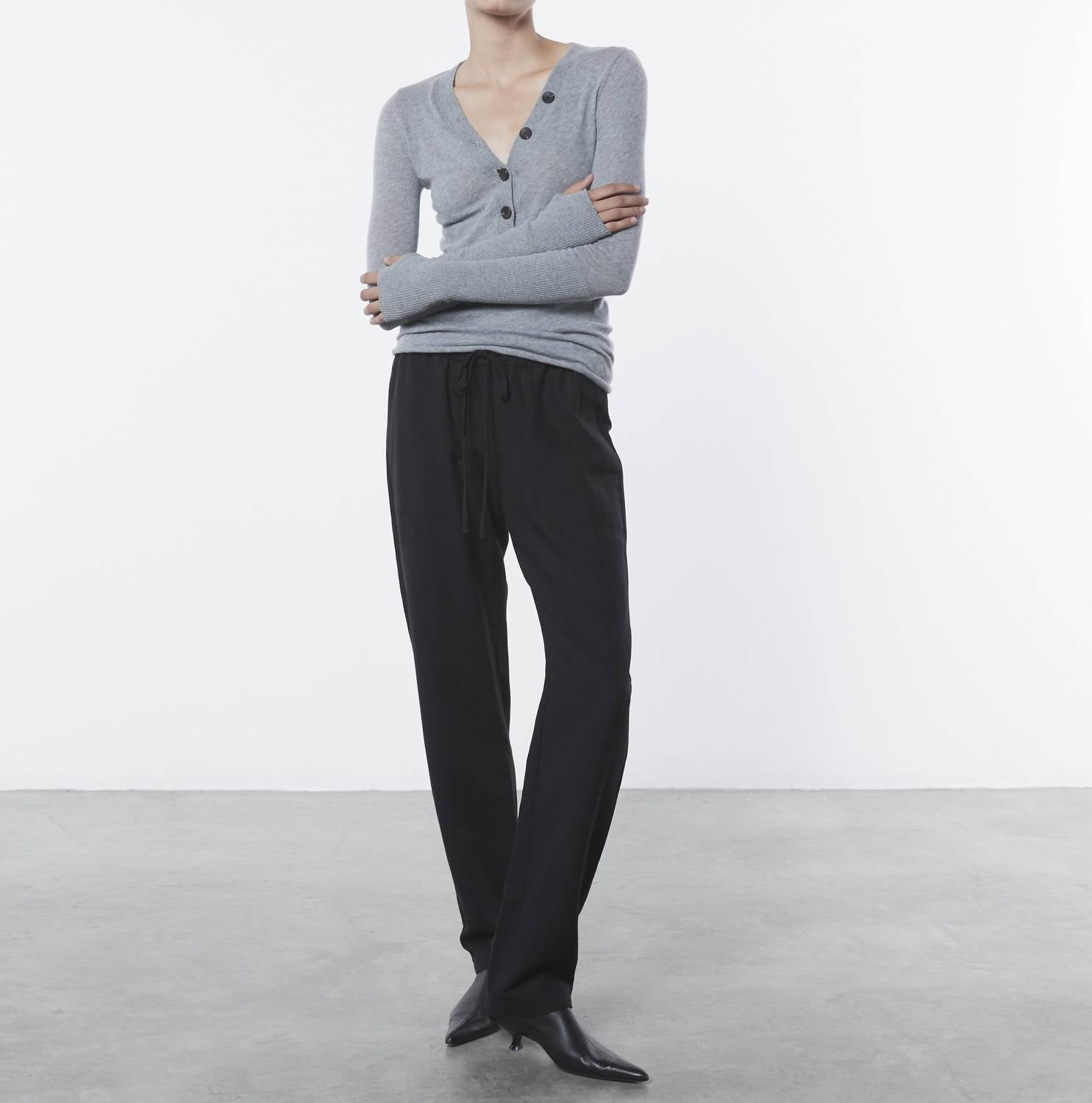 

Брюки Twill Easy черного цвета Enza Costa