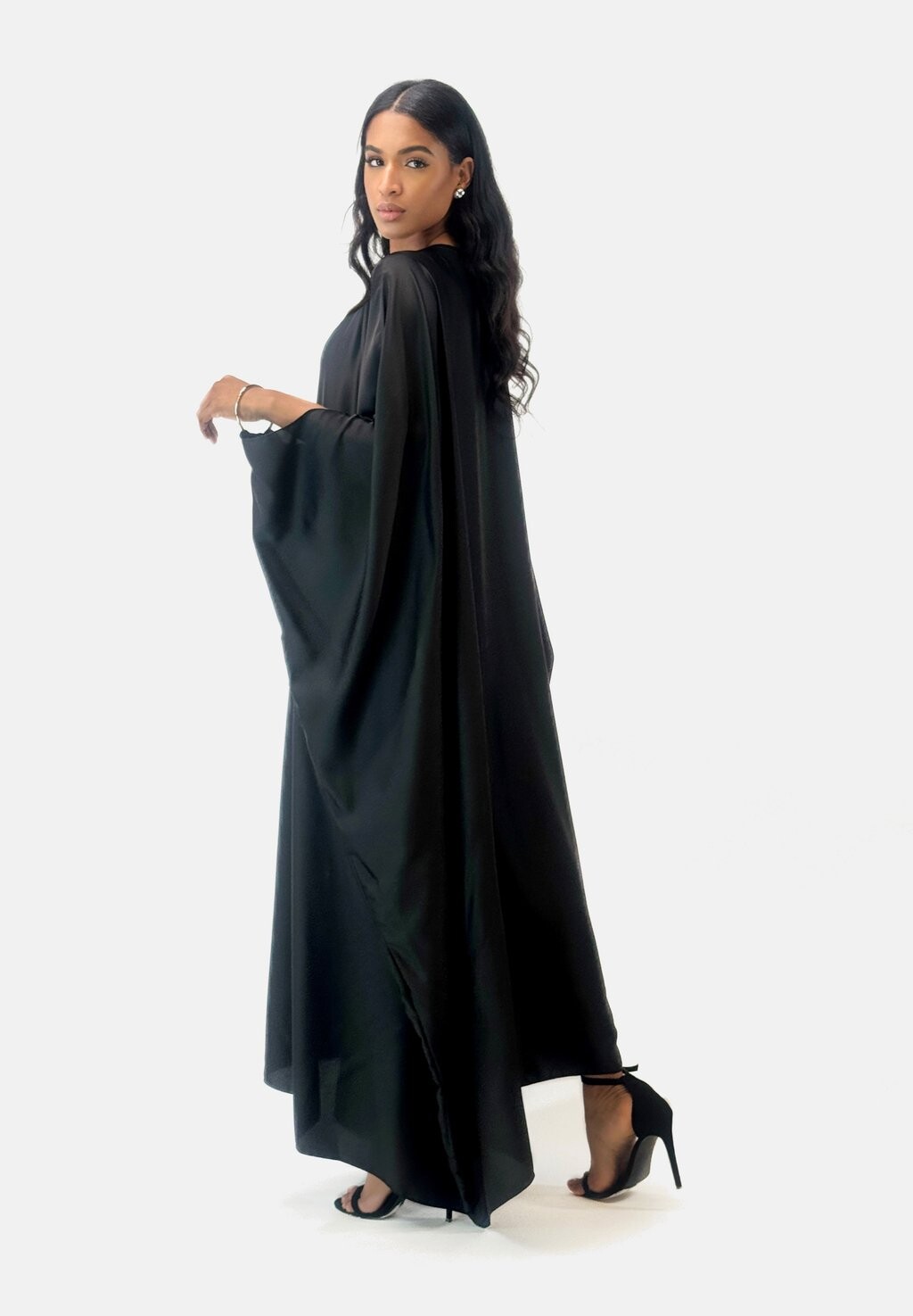 

Платье макси ABAYA Elara, черный
