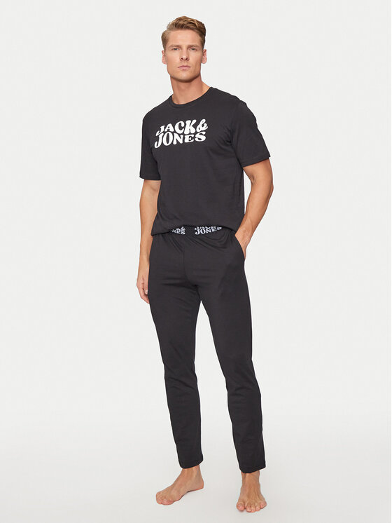 

Стандартная посадка пижамы Jack&Jones, черный