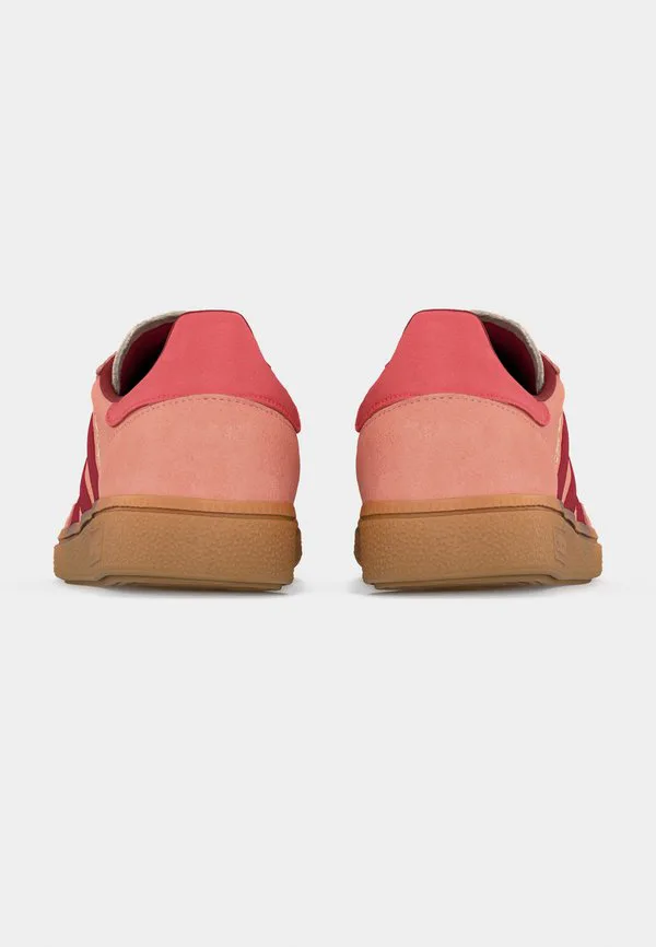 Специальные кроссовки унисекс для гандбола Adidas Originals, Haze Coral/Team Victory Red/Semi Flash Red — фото 4