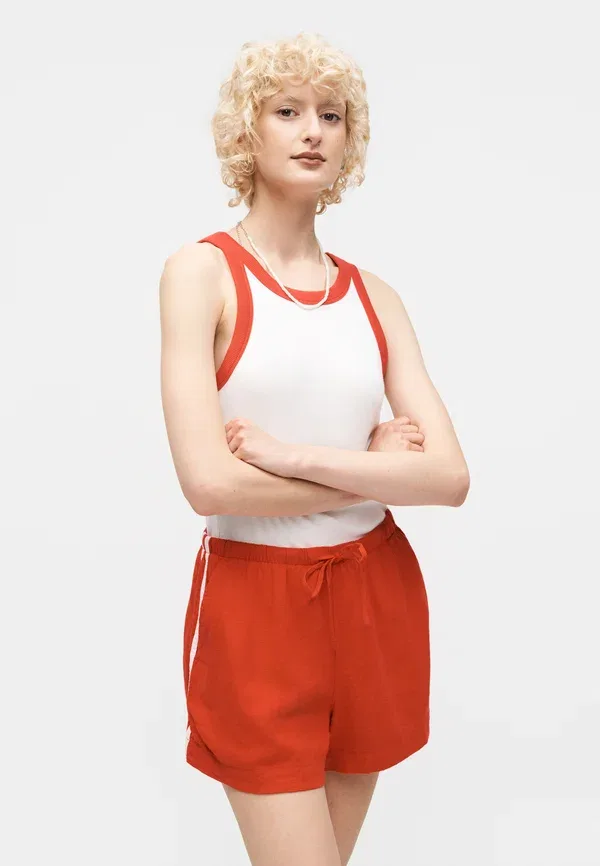 Шорты Gap Easy, чистый красный — фото 4