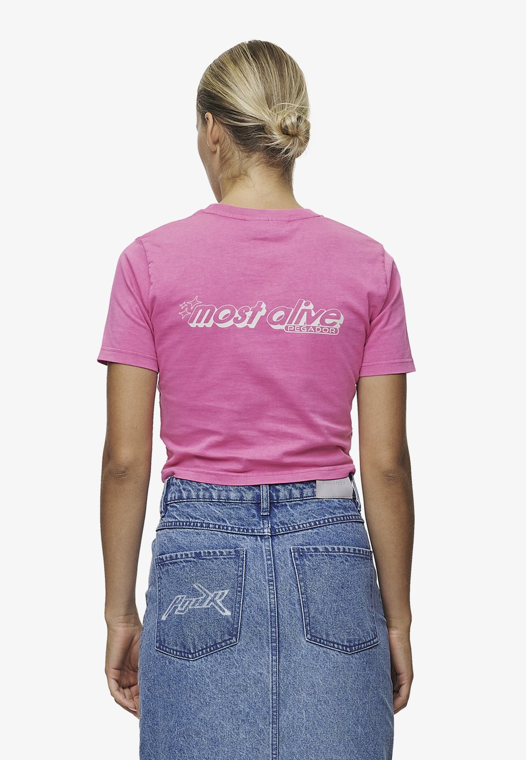 

Футболка с принтом THEA BABY TEE Pegador, фуксия