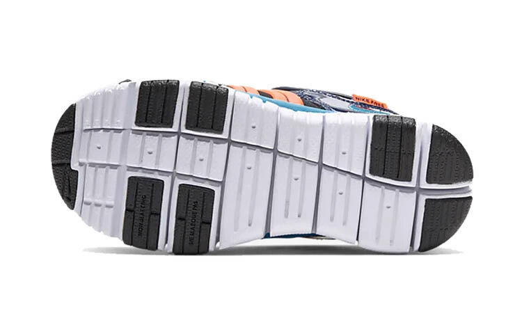 Обувь Nike Dynamo Free Kids Lifestyle BP — фото 4