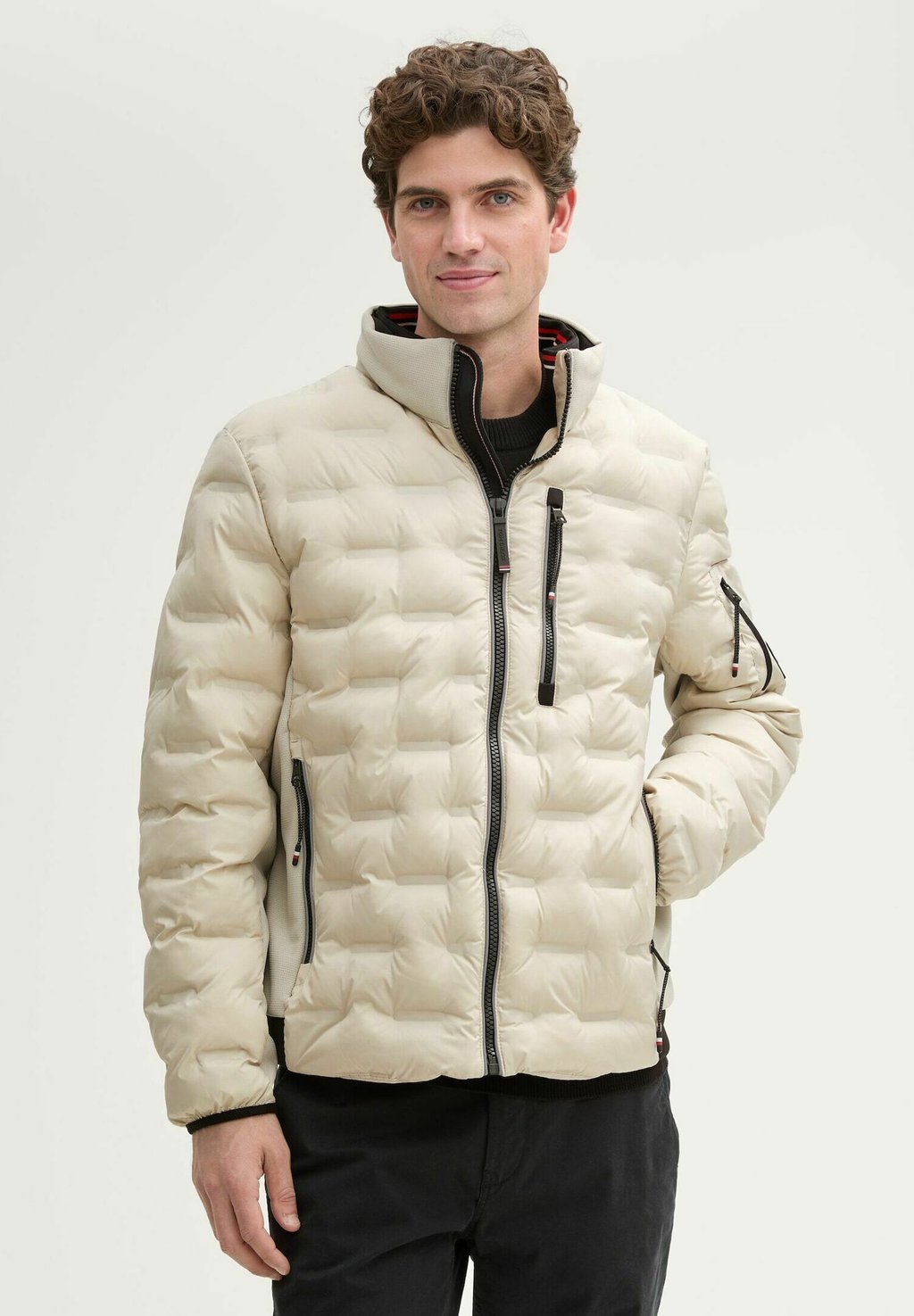

Куртка демисезонная HYBRID TOM TAILOR, бежевый