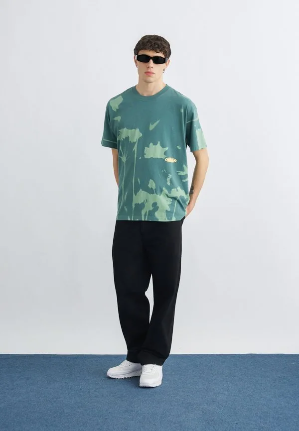 Футболка с цветочным принтом Nike Sportswear, Mineral Slate/Steam — фото 2