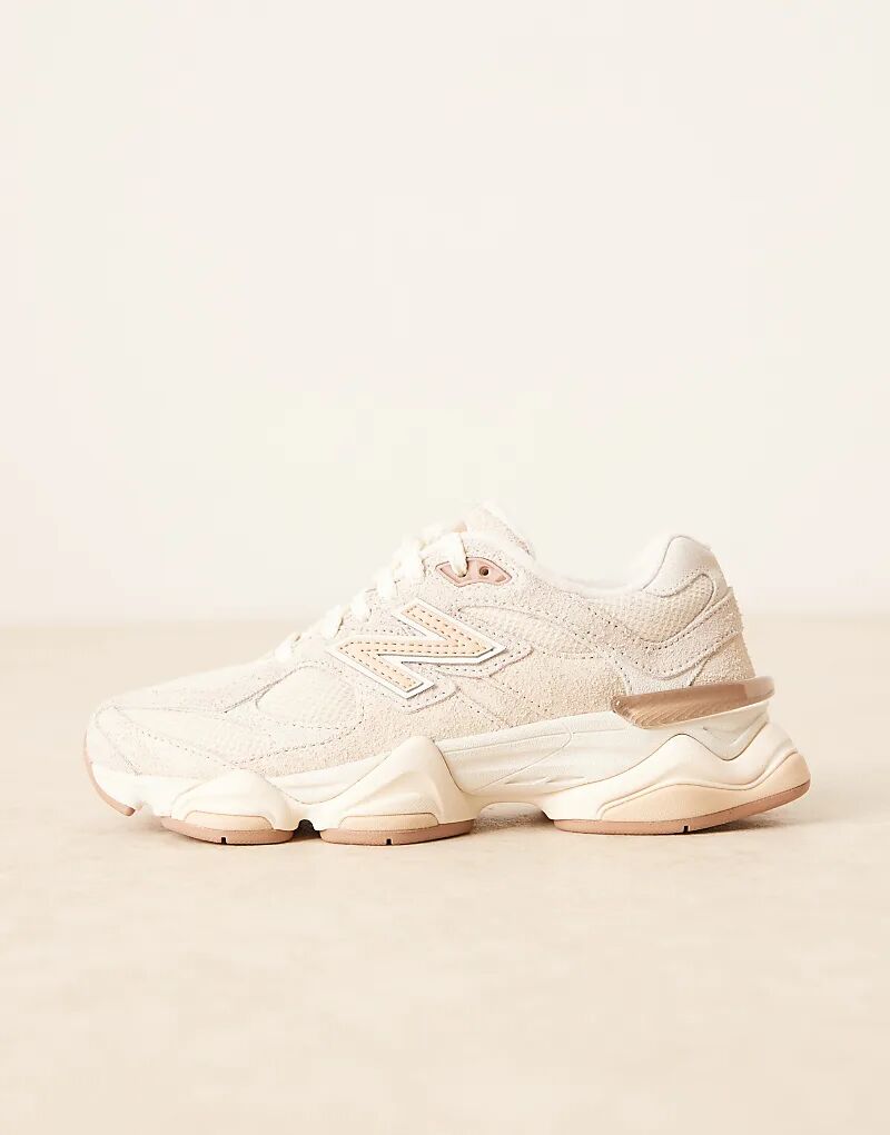Кроссовки унисекс New Balance 9060 бежевого цвета — фото 2