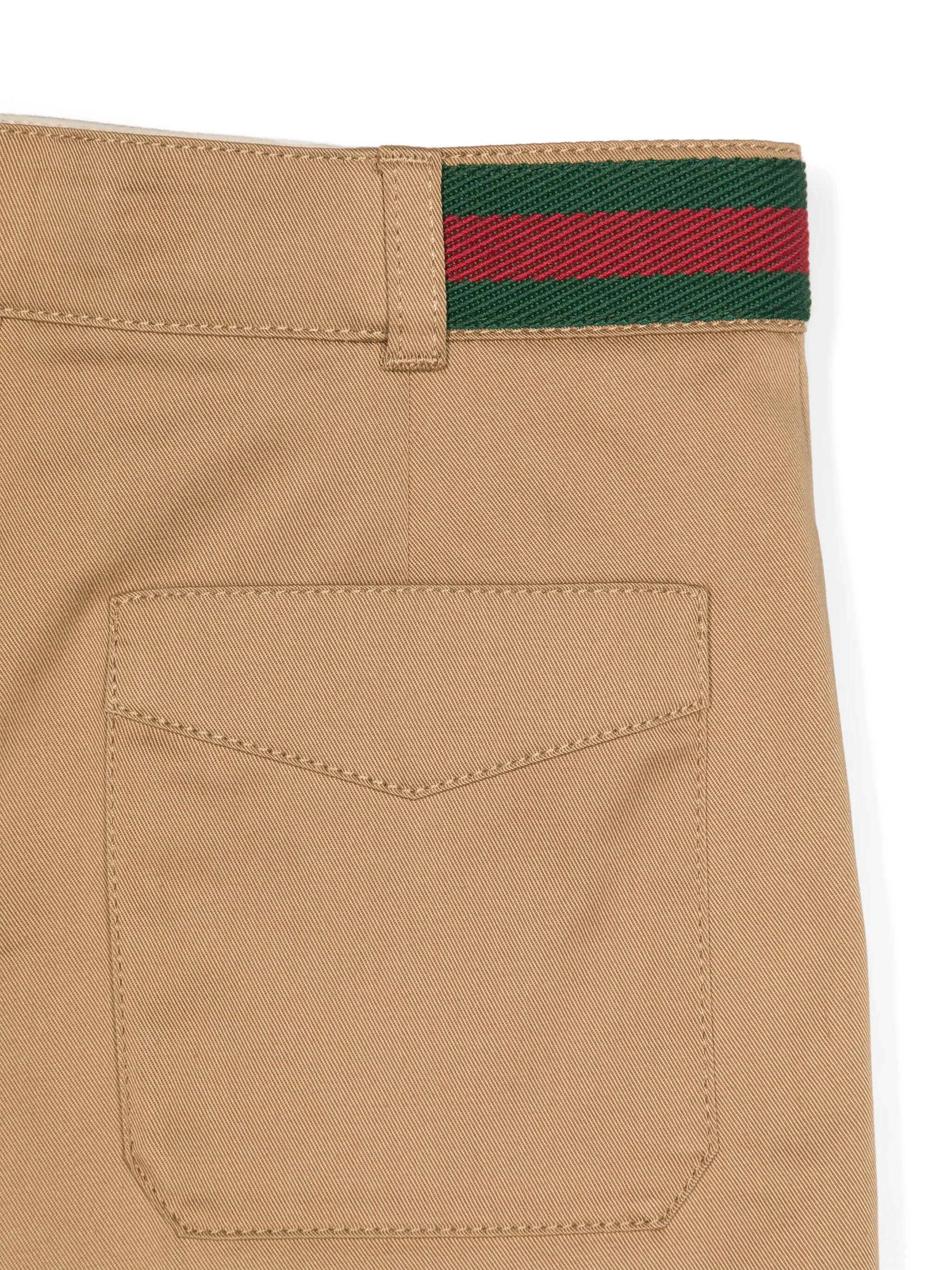 Твиловые шорты с отделкой Web Gucci Kids, нейтральный — фото 3