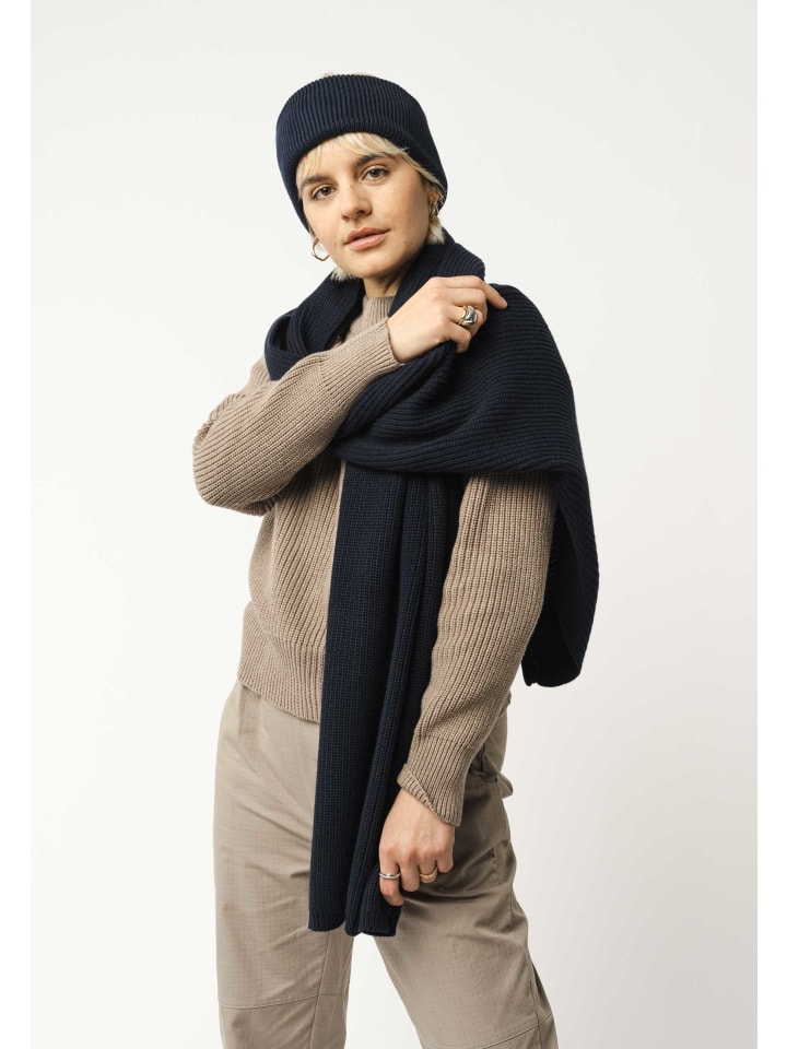 

Вязаный шарф в рубчик NAGNA MELA