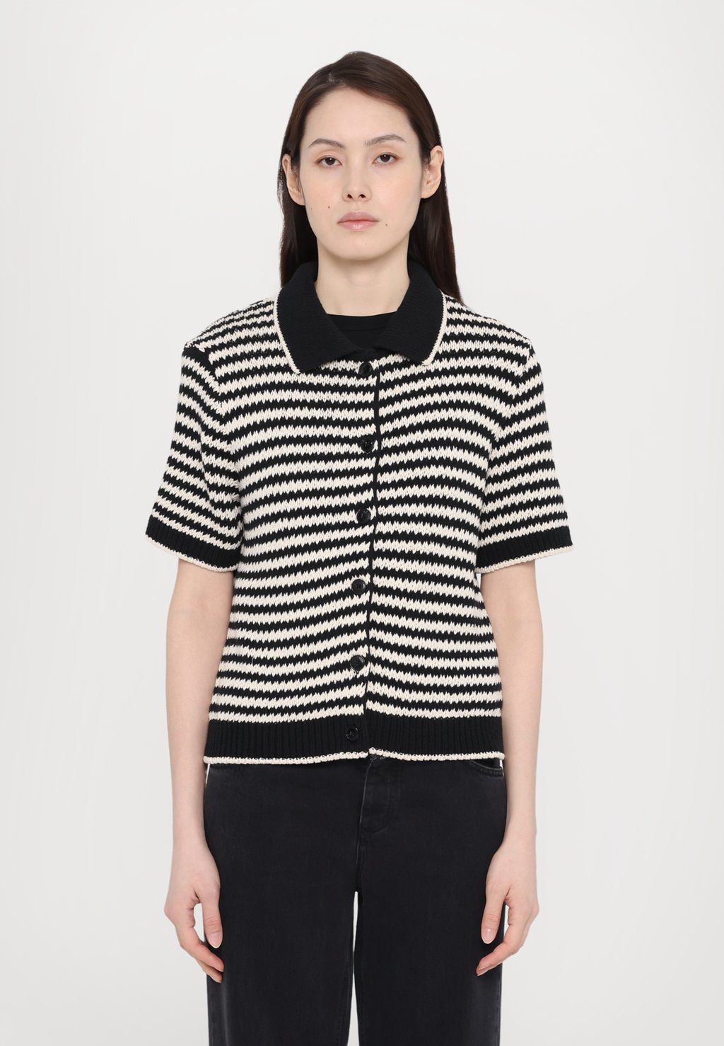 

Кардиган CARDIGAN SHORT SLEEVE CLOSED, черный