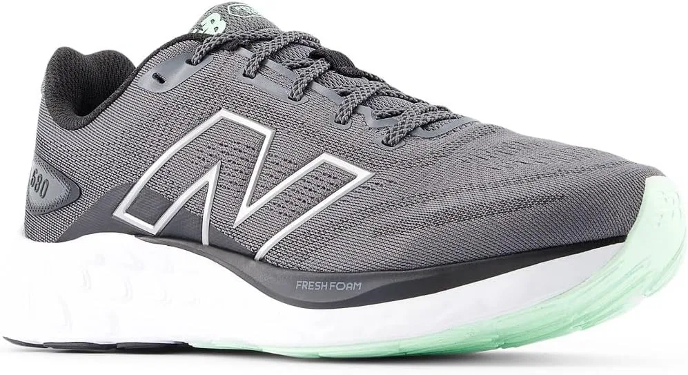 Мужские кроссовки New Balance 680
