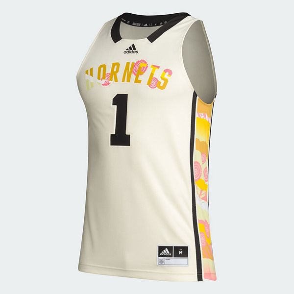 Мужская баскетбольная майка Alabama State Hornets #1 в цвете хаки Adidas — фото 3