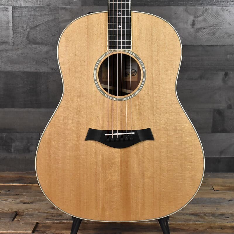

Акустическая гитара Taylor Five Star Select Custom Grand Pacific -Sitka Spruce/Honduran Rosewood with Hard Shell Case